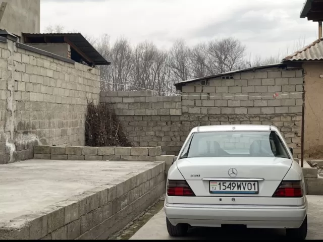 Mercedes-Benz W124, 1995 1, avtobaza.tj