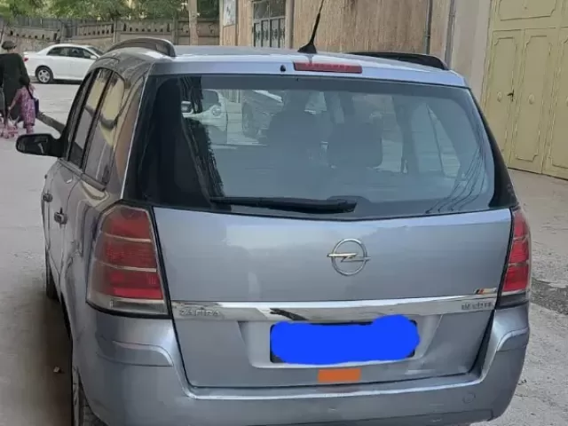 Opel Zafira 1, avtobaza.tj