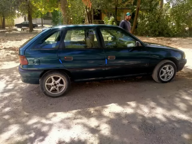 Opel Astra F 1, avtobaza.tj