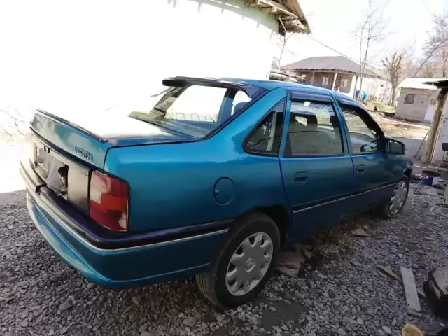 Opel Vectra A, 1990 1, avtobaza.tj
