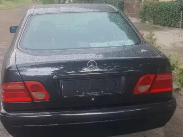 Mercedes-Benz E class 1, avtobaza.tj