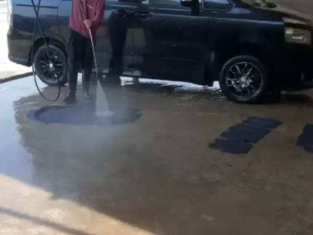 Toyota Voxy, 2008 1, avtobaza.tj