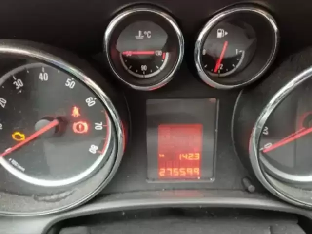 Opel Astra J, 2014 1, avtobaza.tj