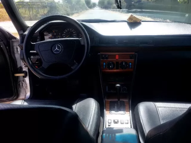 Mercedes-Benz W124 1, avtobaza.tj