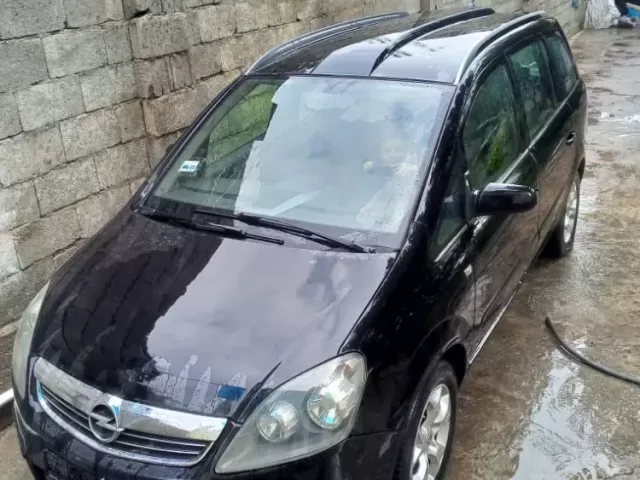 Opel Zafira 1, avtobaza.tj