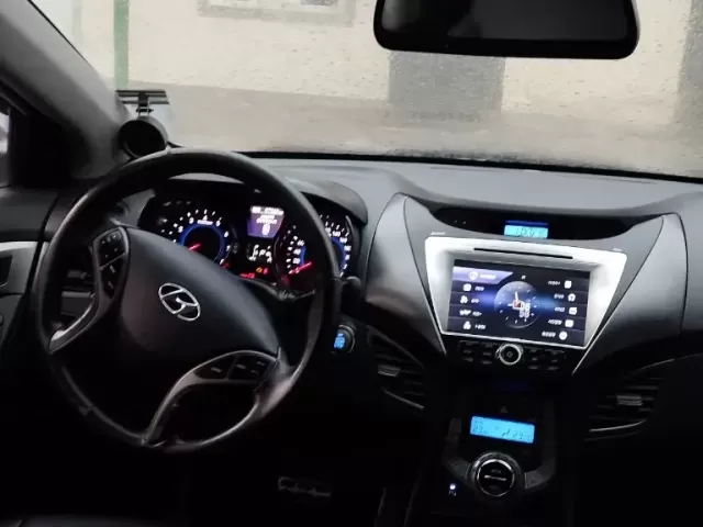 Hyundai Avante, 2012 1, avtobaza.tj