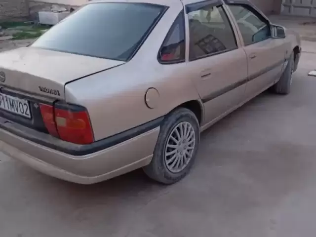 Opel Vectra A, 1994 1, avtobaza.tj