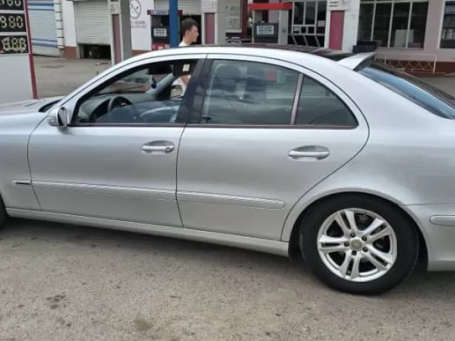 Mercedes-Benz E class, 2003 1, avtobaza.tj