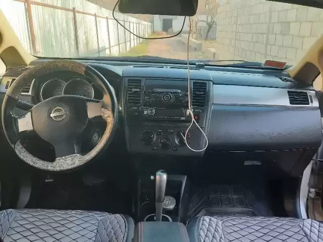 Nissan Tiida, 2011 1, avtobaza.tj Nissan Tiida, 2011 1, avtobaza.tj