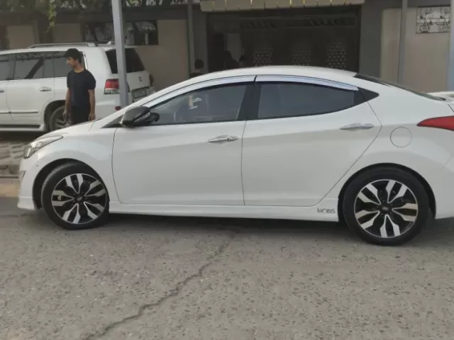 Hyundai Avante, 2014 1, avtobaza.tj