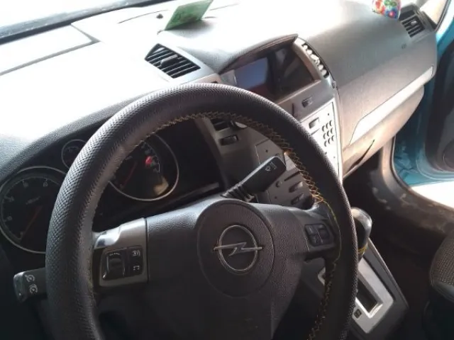 Opel Zafira 1, avtobaza.tj