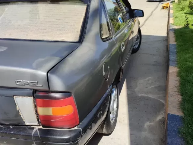 Opel Vectra A, 1991 1, avtobaza.tj