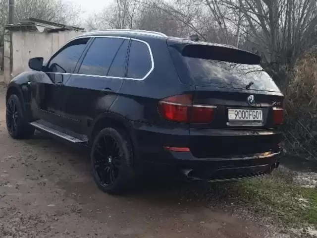 BMW X5, 2011 1, avtobaza.tj