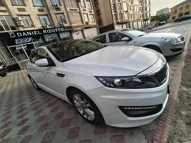 Kia K5, 2011 1, avtobaza.tj