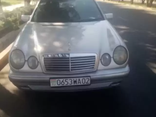Mercedes-Benz E class, 1997 1, avtobaza.tj