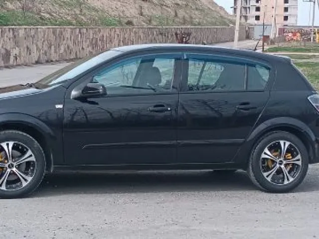 Opel Astra H 1, avtobaza.tj