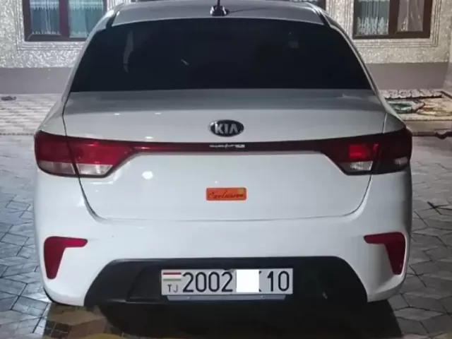 Kia Rio 1, avtobaza.tj