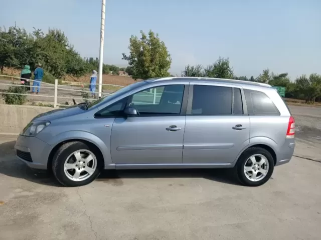 Opel Zafira 1, avtobaza.tj