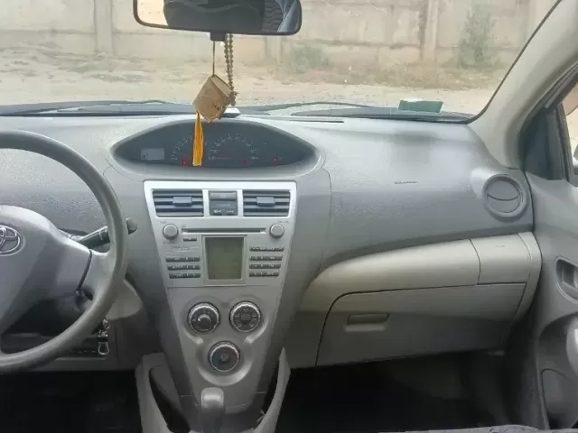 Toyota Belta, 2008 1, avtobaza.tj