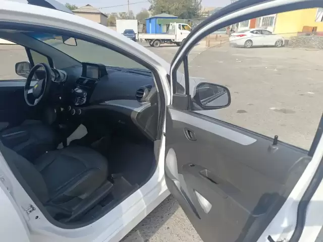 Chevrolet Spark, 2014 1, avtobaza.tj