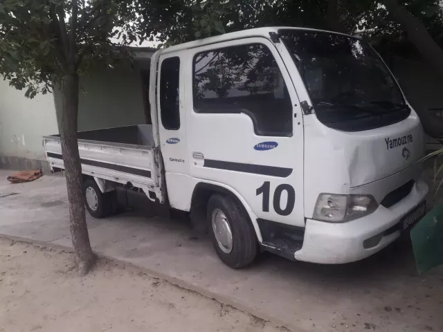 Грузовики Isuzu 1, avtobaza.tj