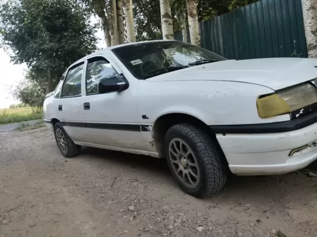 Opel Vectra A 1, avtobaza.tj