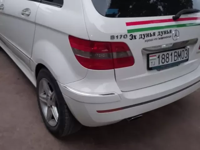 Mercedes-Benz B class, 2008 1, avtobaza.tj