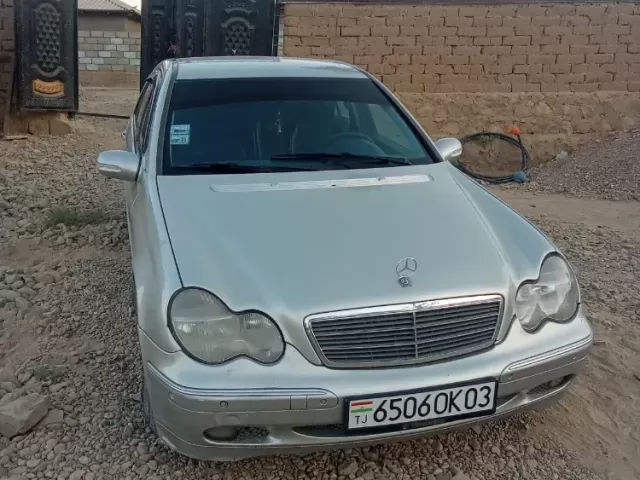 Mercedes-Benz C class, 2002 1, avtobaza.tj