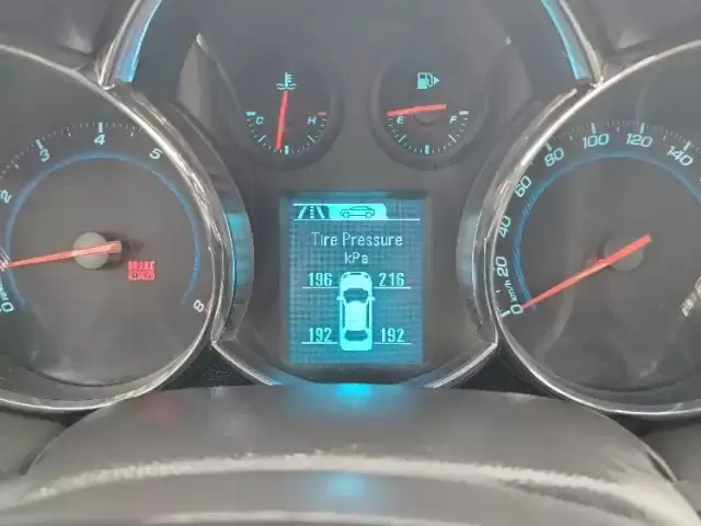 Chevrolet Cruze, 2014 1, avtobaza.tj