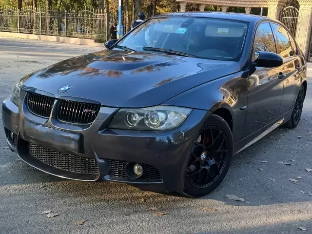 BMW M3 1, avtobaza.tj