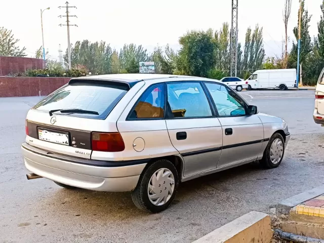 Opel Astra F 1, avtobaza.tj