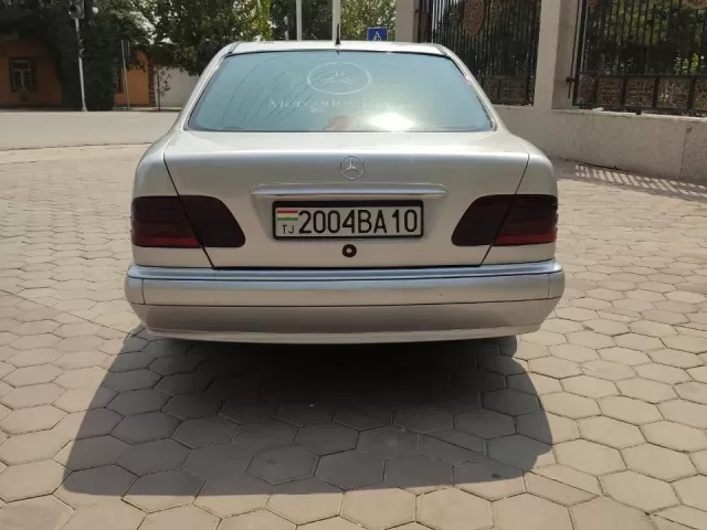 Mercedes-Benz E class 1, avtobaza.tj