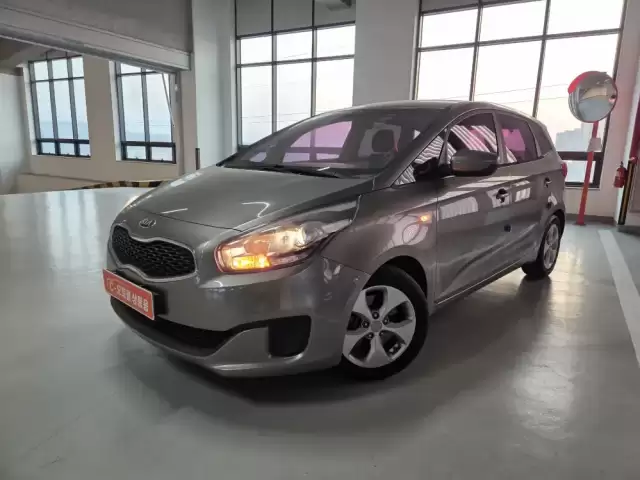 Kia Carens, 2014 1, avtobaza.tj
