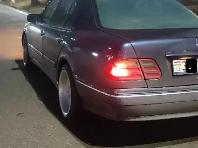 Mercedes-Benz E class, 1999 1, avtobaza.tj