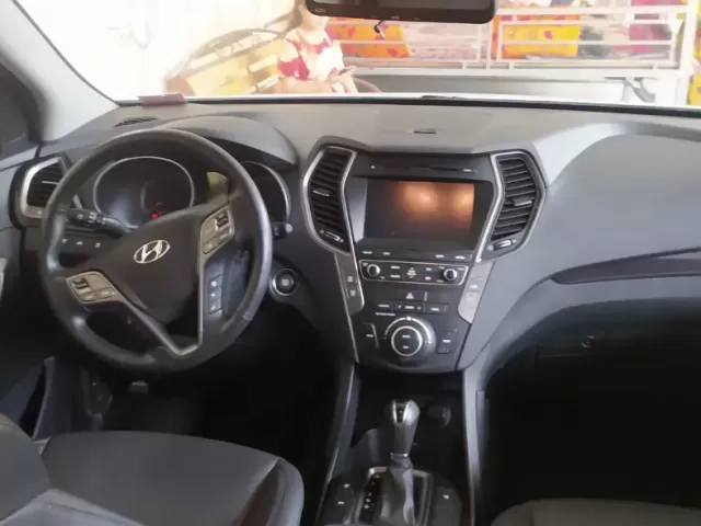 Hyundai Santa Fe, 2015 1, avtobaza.tj