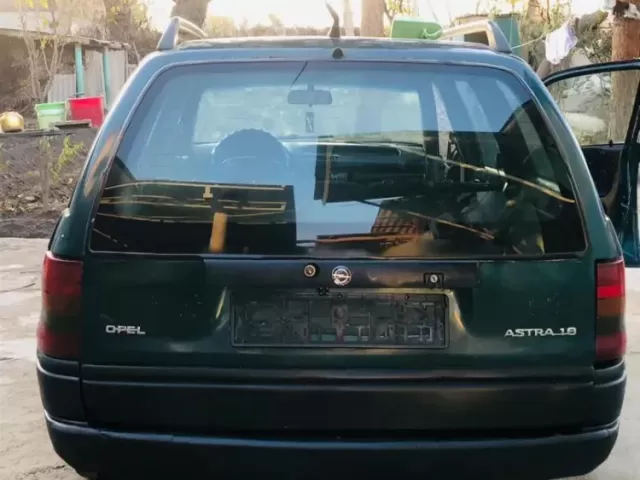 Opel Astra F 1, avtobaza.tj