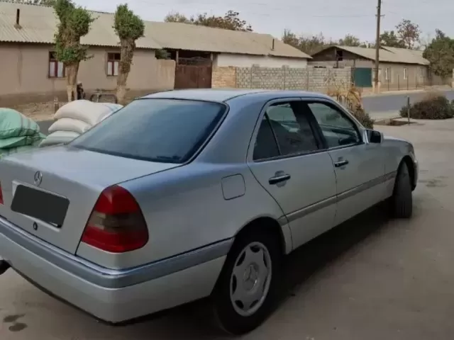 Mercedes-Benz C class 1, avtobaza.tj