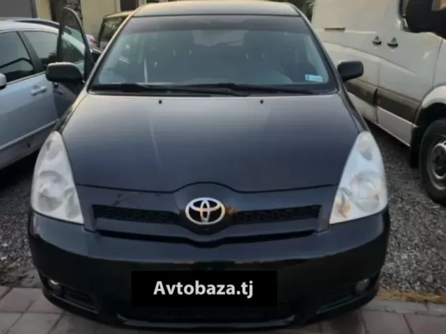 Toyota Corolla Verso 1, avtobaza.tj