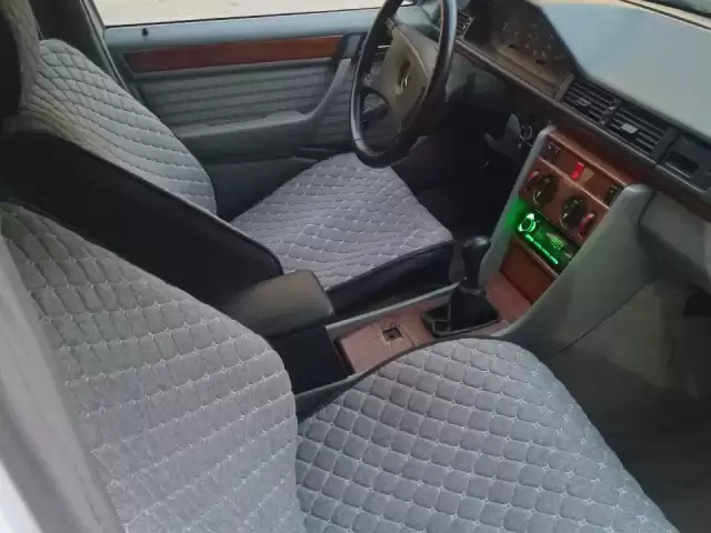 Mercedes-Benz W124, 1991 1, avtobaza.tj