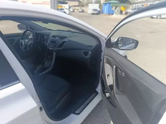 Hyundai Avante, 2014 1, avtobaza.tj