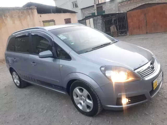 Opel Zafira 1, avtobaza.tj