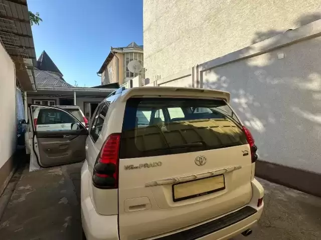 Toyota Land Cruiser Prado, 2006 1, avtobaza.tj