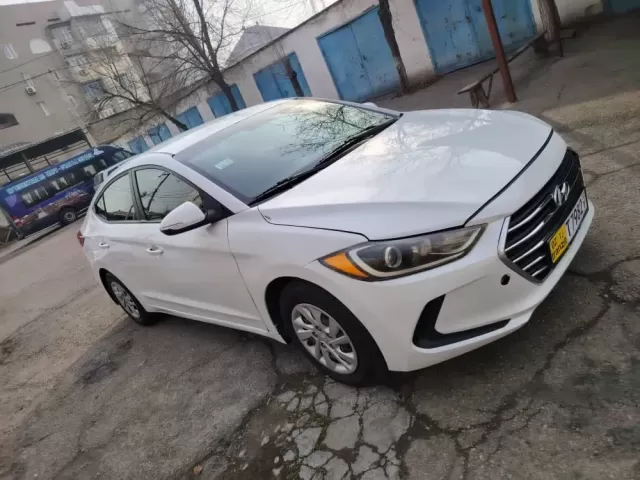 Hyundai Elantra 1, avtobaza.tj