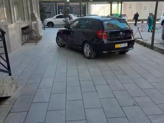 BMW 1 Series 114, 2009 1, avtobaza.tj