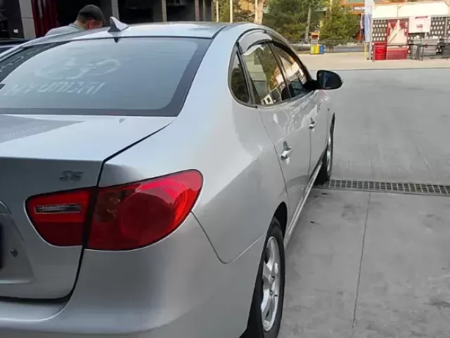 Hyundai Avante, 2010 1, avtobaza.tj