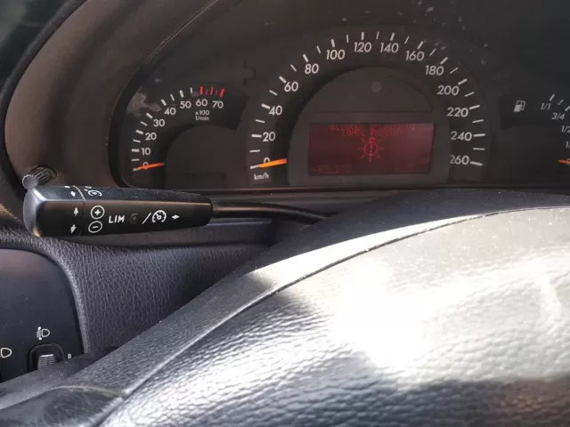 Mercedes-Benz C class, 2001 1, avtobaza.tj