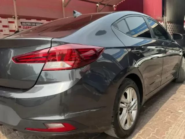 Hyundai Elantra 1, avtobaza.tj