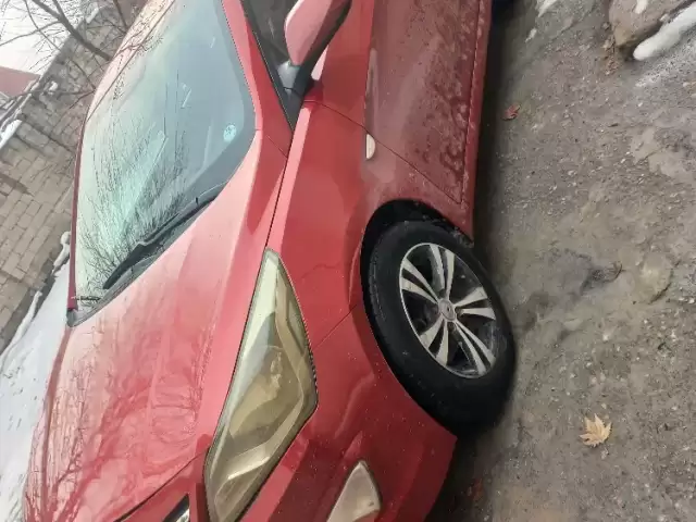 Hyundai Solaris, 2016 1, avtobaza.tj