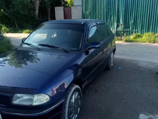 Opel Astra F 1, avtobaza.tj