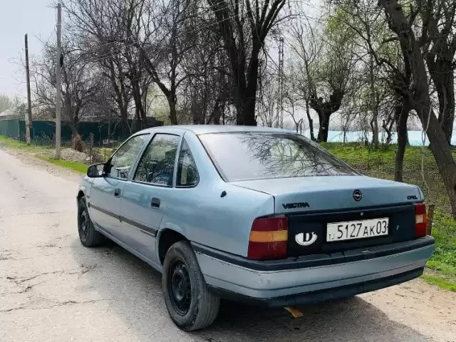 Opel Vectra A, 1992 1, avtobaza.tj Opel Vectra A, 1992 1, avtobaza.tj